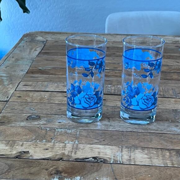 Corelle Other - Corelle Blue Velvet 16 oz Glassware Tumblers Set of 2 6" Tall Blue Rose Pattern